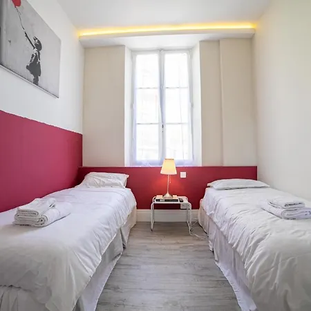The Loft - Superb 2 Bedrooms On Floor With Terrace - 10min To Palais & Beach! *